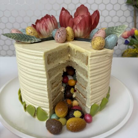 Veľkonočná torta s prekvapením