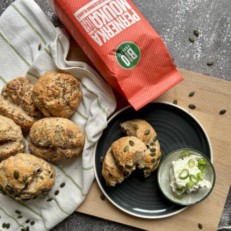 Celozrnné tvarohové žemle