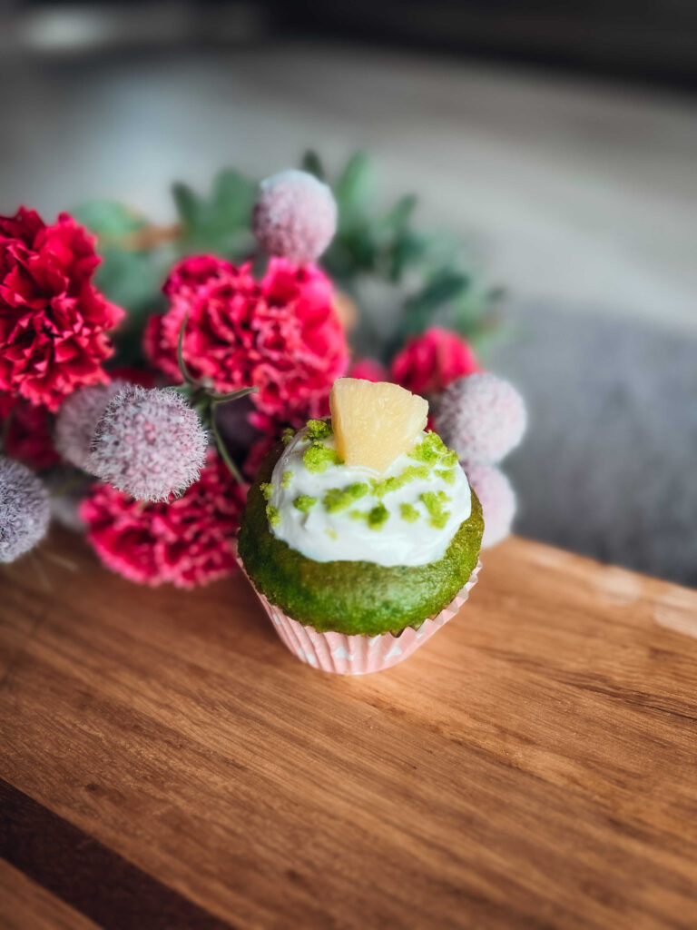 Celozrnné špenátové muffiny s ananásovým krémom zo špaldovej celozrnnej hladkej Pernerky